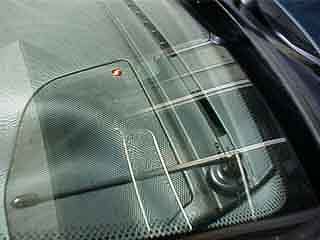 LED�ƃX�^�[�^�[�A���e�i